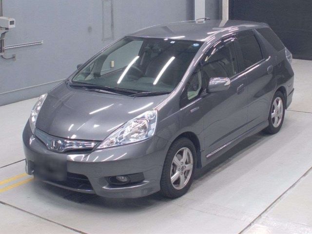 10102 Honda Fit shuttle GP2 2012 г. (CAA Gifu)